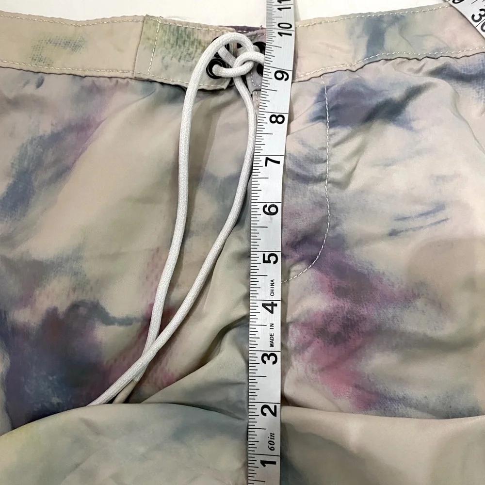 TRUE RELIGION Ricky Relaxed Straight‎ Tie Dye Board Shorts SZ 34